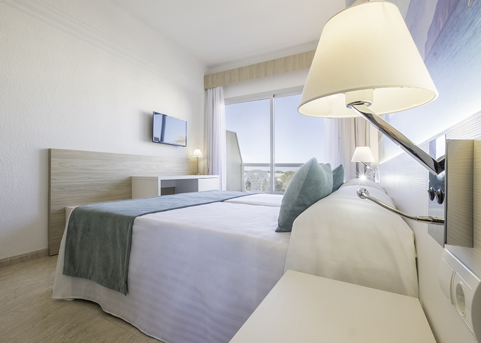 azuLine Hotel Bahamas & Bahamas II