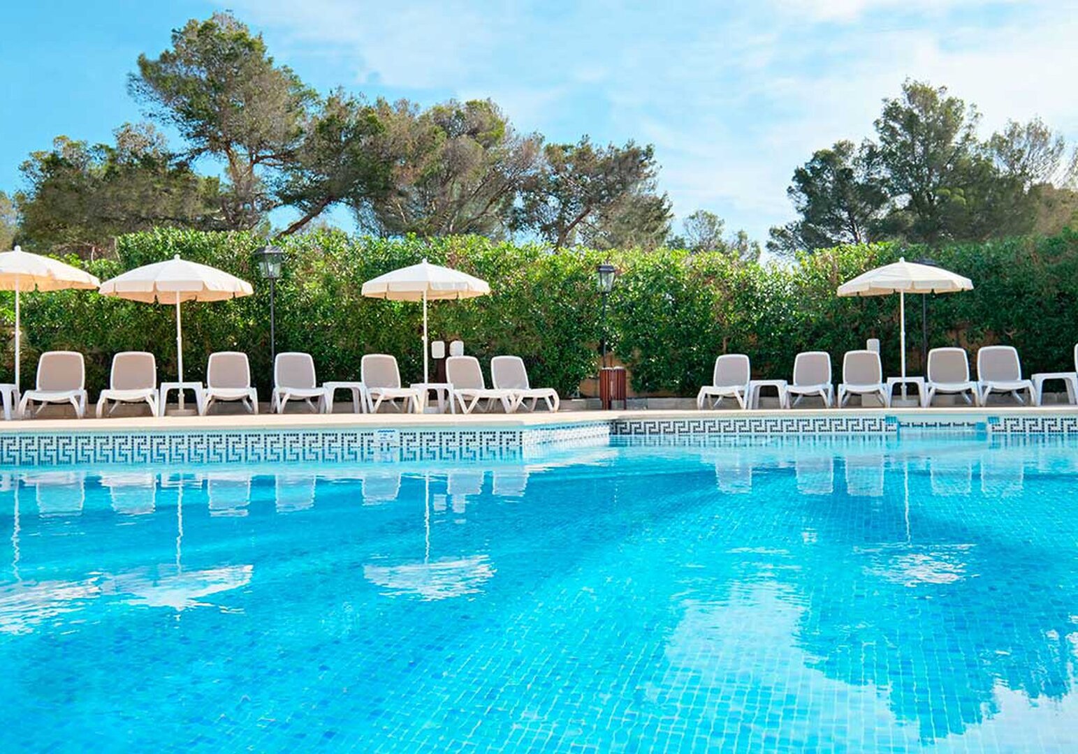 azuLine Hotel Bahamas & Bahamas II