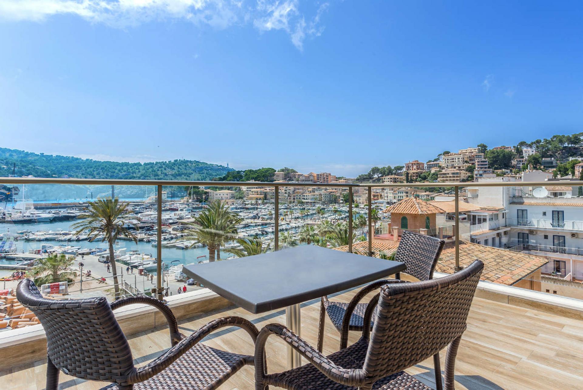 FERGUS Style Sóller Beach